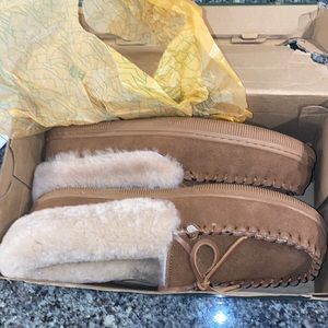 Brand new Eastern mountain sports moccasins